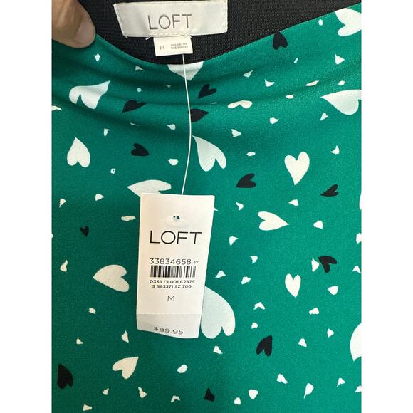 LOFT Green Heart Print Pull-On Midi Skirt Size M Elastic Waist NWT - Picture 3 of 7